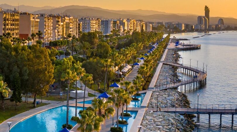 Limassol boasts an expansive boardwalk with a wide range of bars, cafés and tavernas making it ideal for a sunset walk