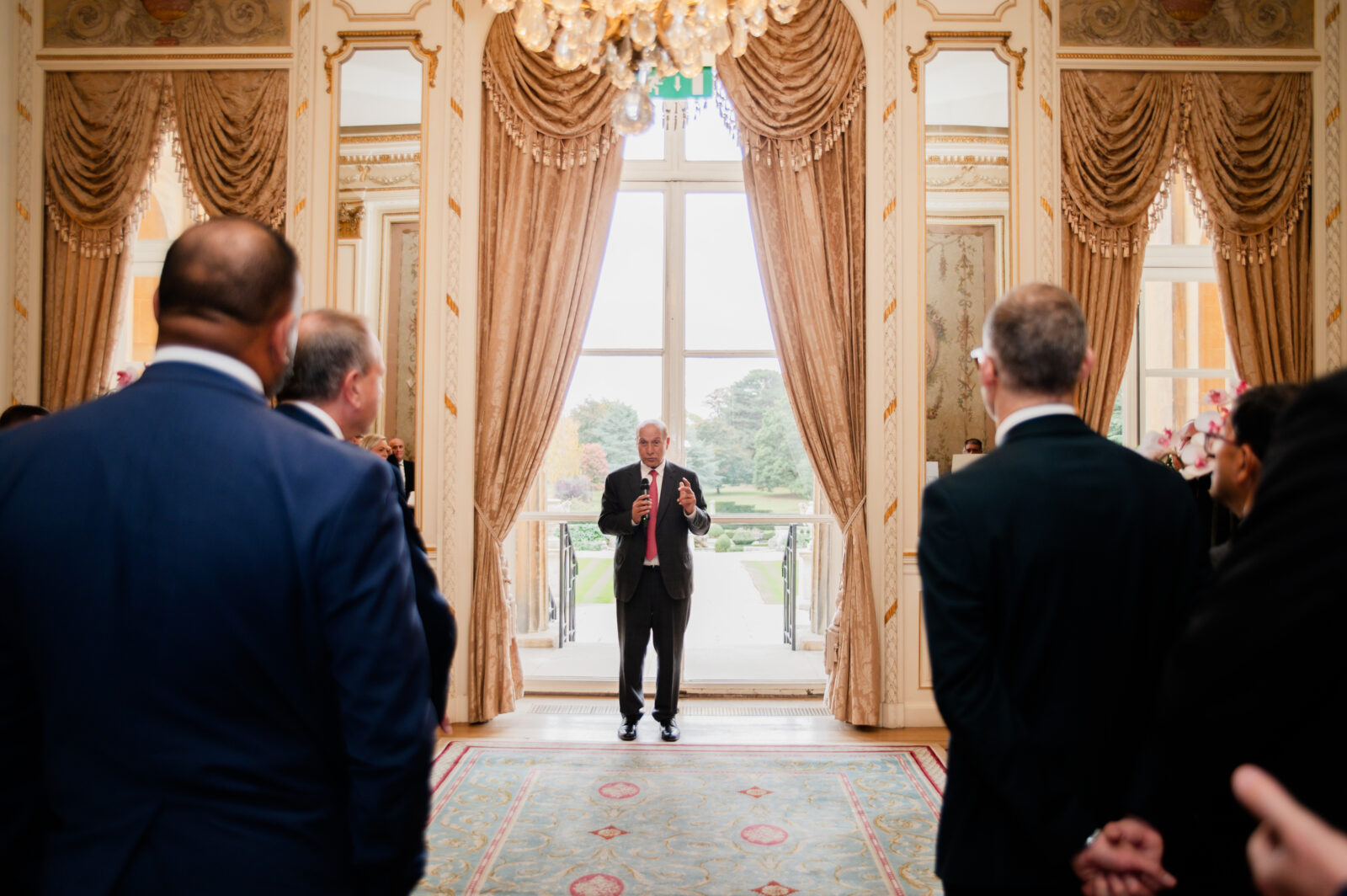 SURINDER ARORA REVEALS HIS EXCITING PLANS FOR LUTON HOO